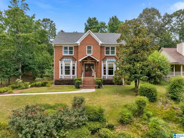 1777 Russet Woods Ln, Birmingham, AL 35244