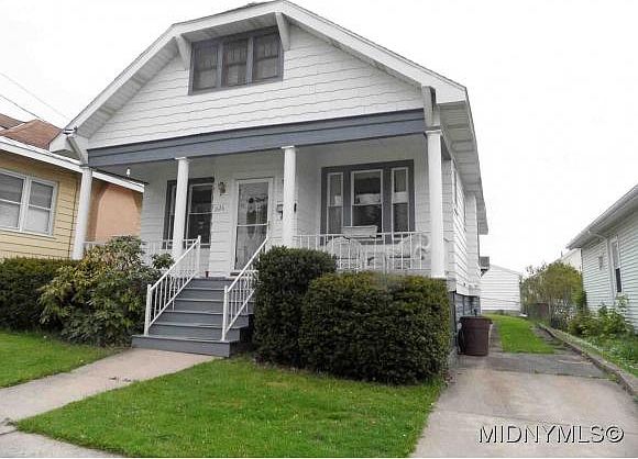 1st image of 1626 Clementian St