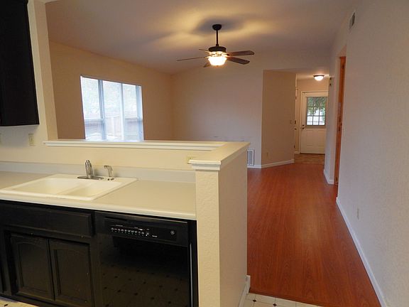 3rd image of 8667 Delahye Cir