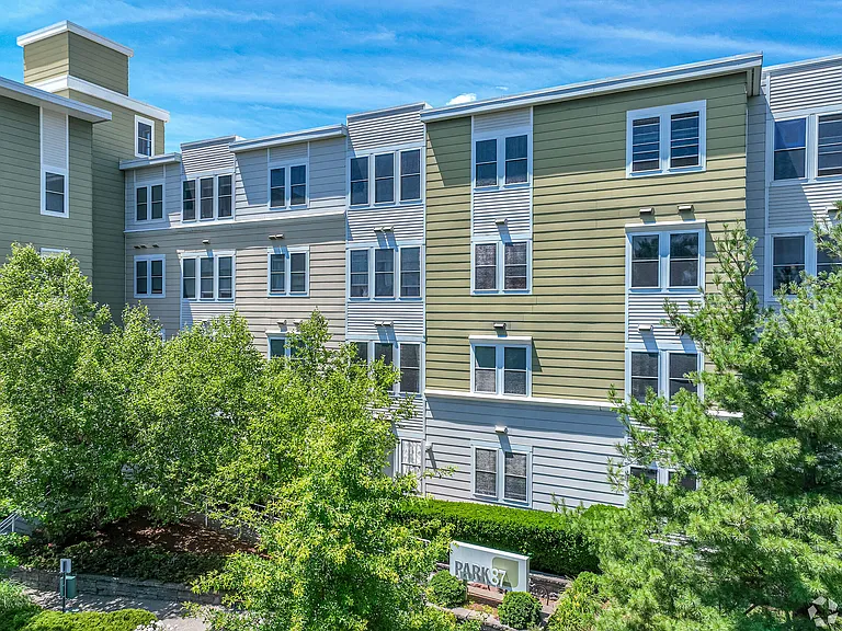Park87 Apartments — Photo 43