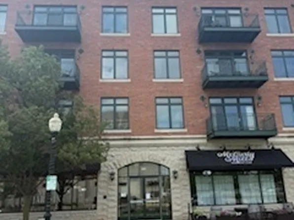 140 S River St Unit 208, Aurora, IL 60506
