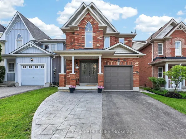 77 Margaret Graham Cres, East Gwillimbury, ON L0G 1M0