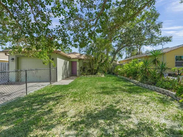 214 Patterson Ave, Osprey, FL 34229