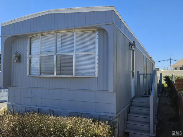 5000 Pierce Rd #16, Bakersfield, CA 93308