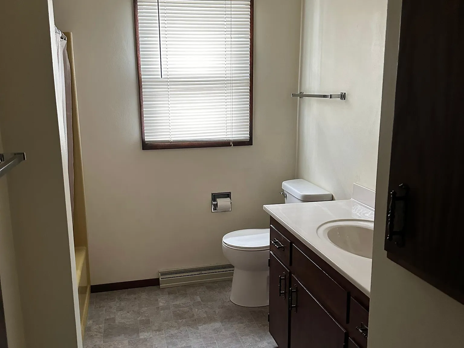 1248/1250 Primrose Lane - 2 — Photo 4