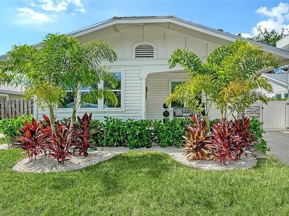 2546 LOMA LINDA STREET, SARASOTA, FL 34239