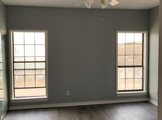 5620 Live Oak St APT 306, Dallas, TX 75206