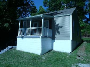 2721 S McKnight Rd, Saint Louis, MO 63119