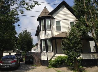 66 Cleveland Ave, Cranston, RI 02920