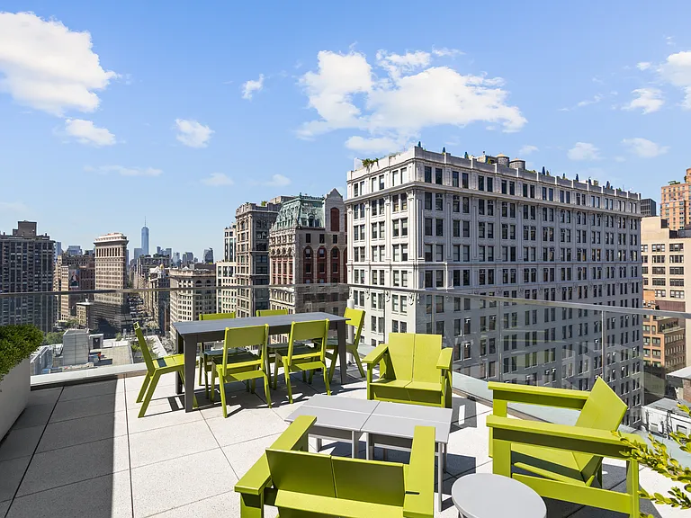 241 5th Ave #16B — Photo 11
