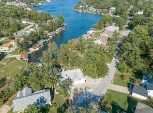 9870 W Vista Dr, Hillsboro, MO 63050