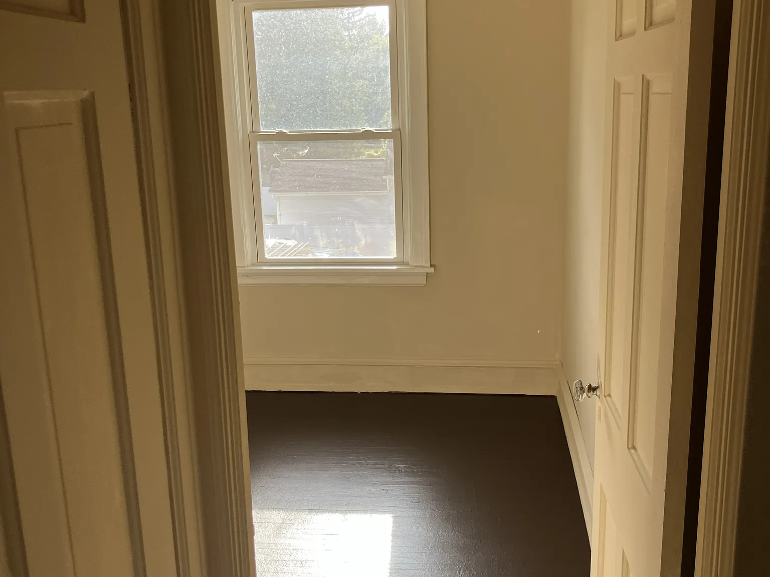 72 E Walnut St — Photo 2