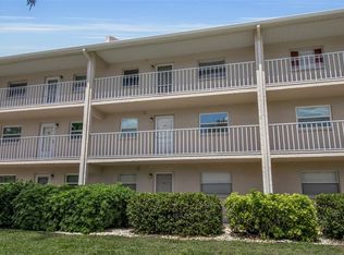 3987 Maceachen Blvd APT 133, Sarasota, FL 34233