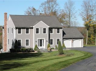 102 Meeting House Hill Rd, Franklin, CT 06254