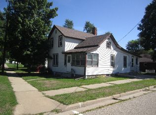 819 S Water St, Sparta, WI 54656