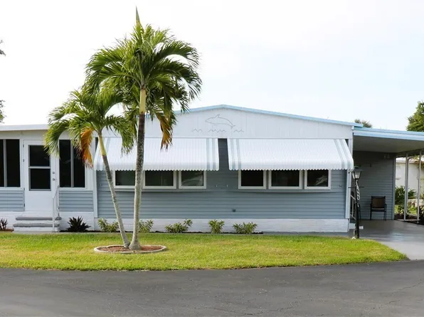 116 Coach Light Dr, Fort Myers, FL 33908