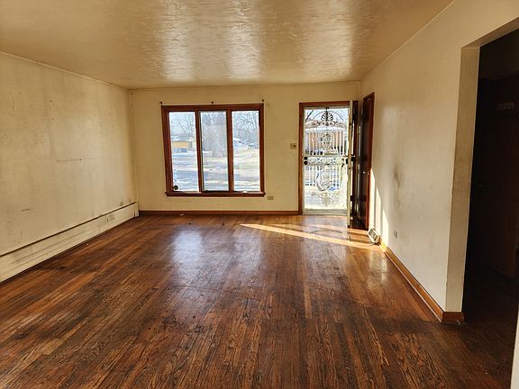 2nd image of 1345 Price Ave