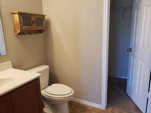 3rd image of 9311 Birch Way
