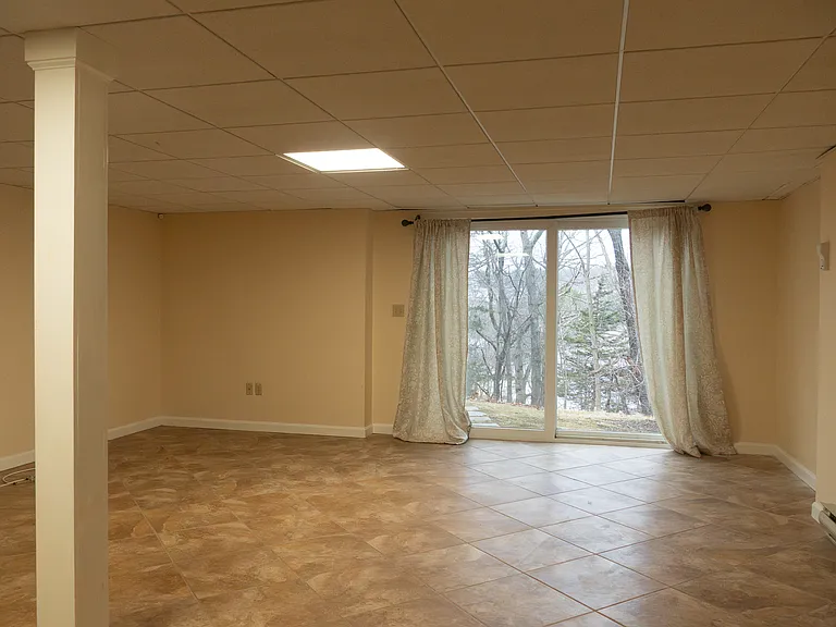70 Bishops Forest Dr — Photo 10