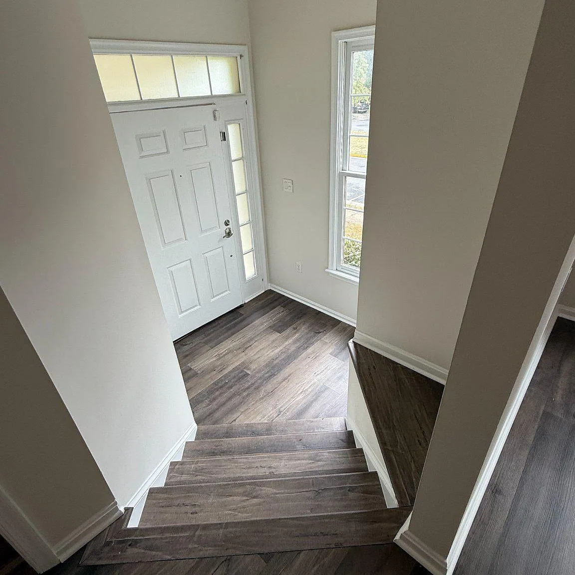 3 bed, 2.5 bath, 1762 sqft, $2,850 — Photo 2