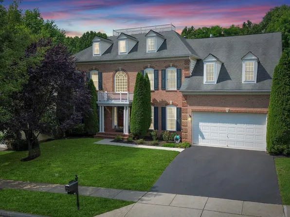 3904 Sweet Briar Ln, Frederick, MD 21704