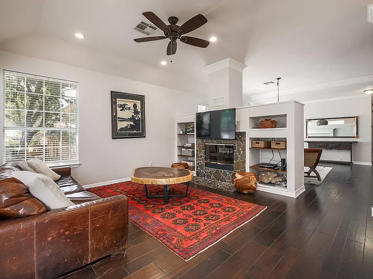 9935 Barbrook Dr — Photo 9