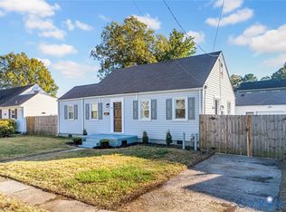 7 Mohican Dr, Portsmouth, VA 23701