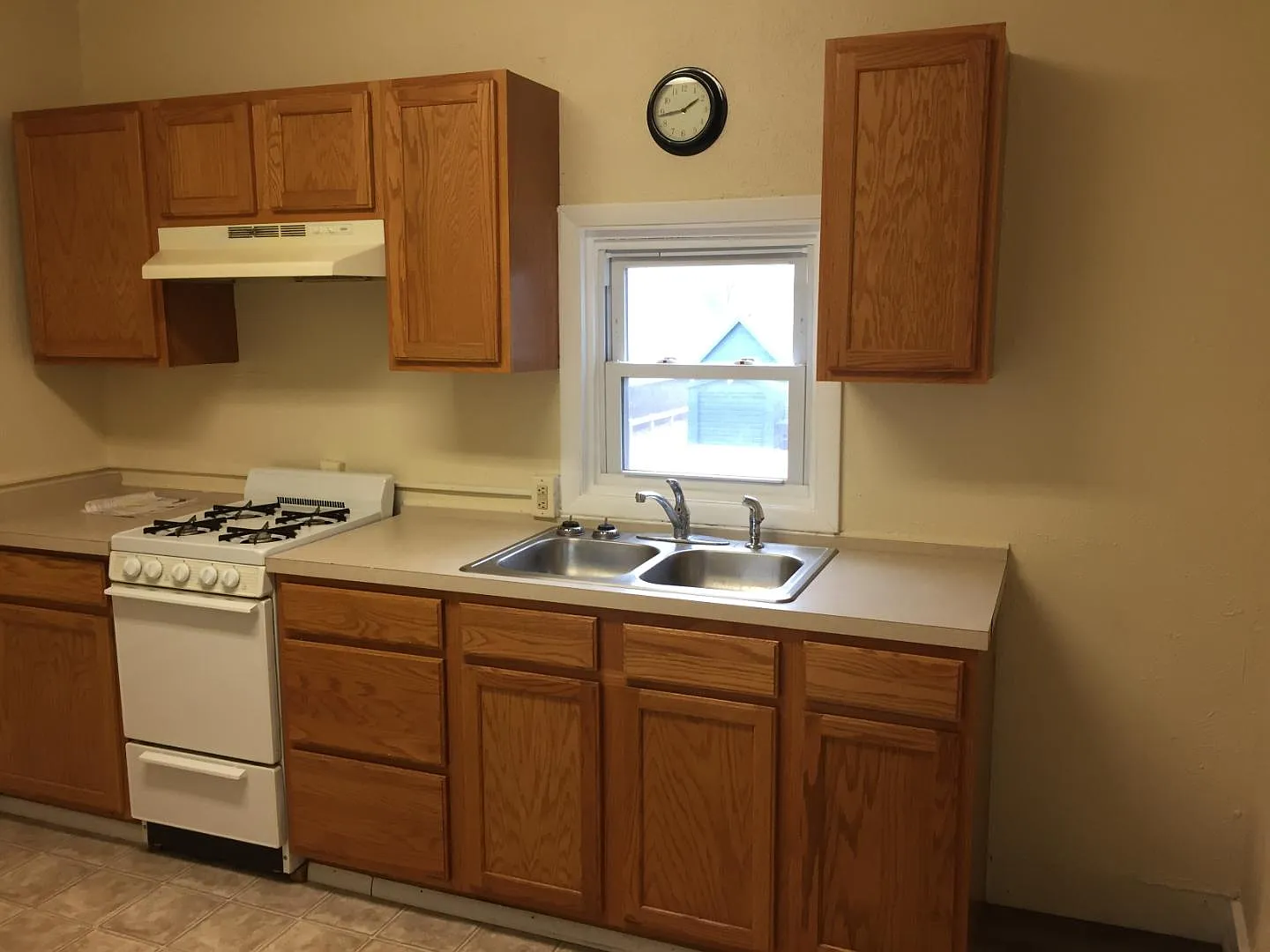 321 America Avenue NW - 3 — Photo 1