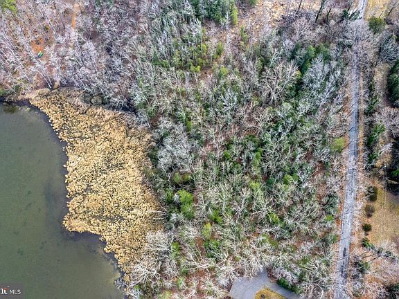 3rd image of 0 Rowes Landing Rd