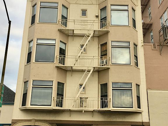 5th image of 3030 Polk St APT 12