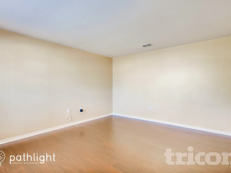 546 Granite Cir — Photo 8