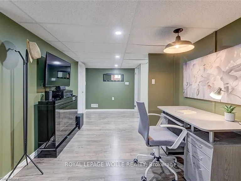 13 Lowell St S #BASEMENT — Photo 3