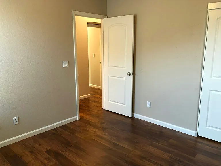 70 Chambord Way — Photo 22