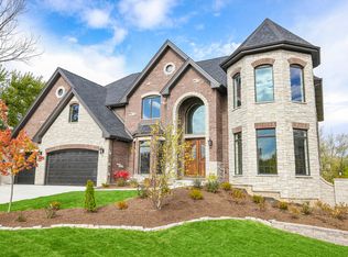 520 39th St, Downers Grove, IL 60515