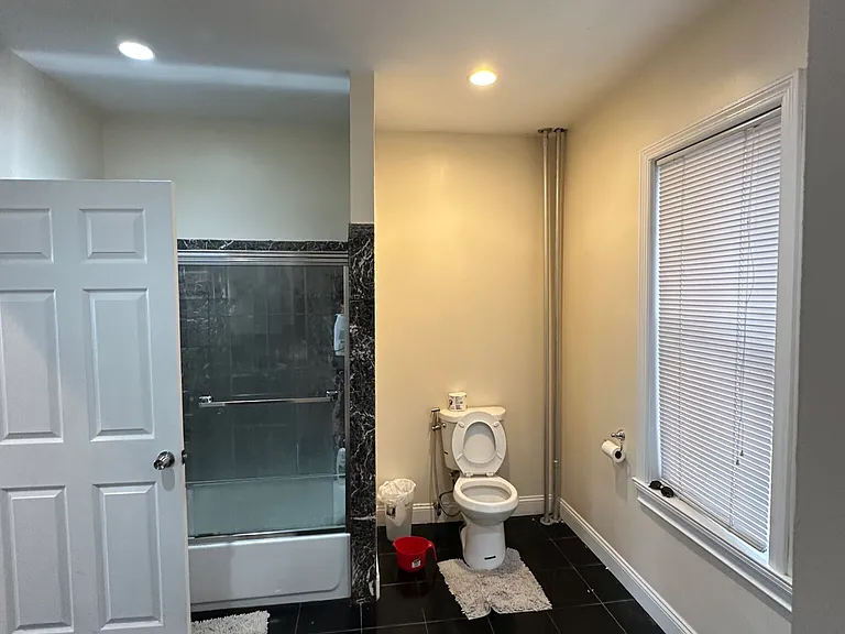 8 Montfern Ave #8 — Photo 5