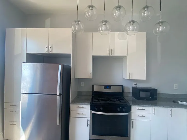 4901 Friendship Ave. — Photo 58