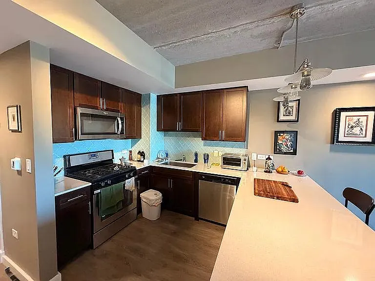 1334 W Morse Ave #506 — Photo 3