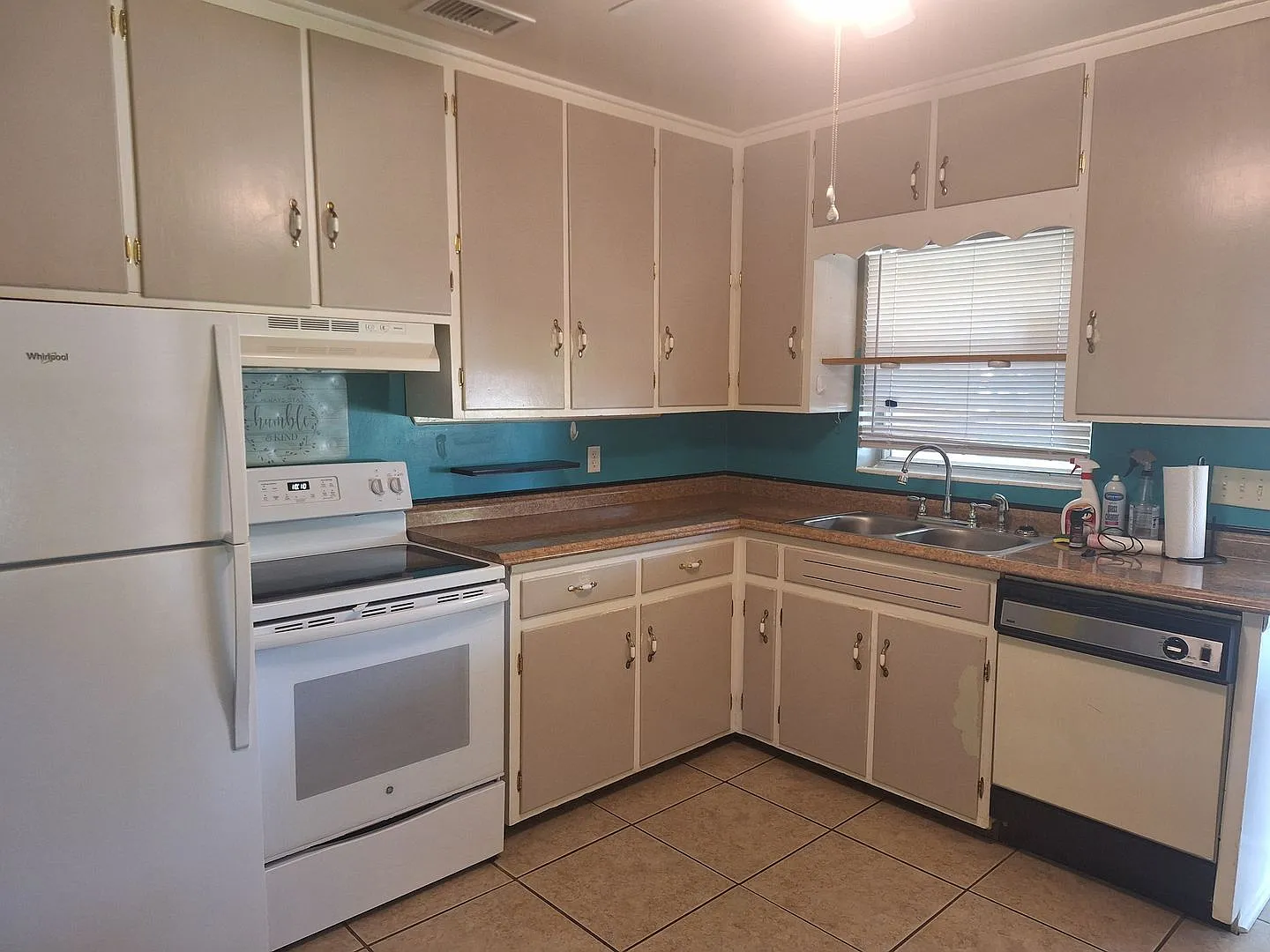 Spacious Debary Lakeview home, no pets allowed — Photo 3