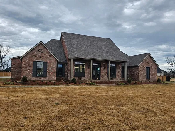 910 Calderwood Dr E, Alexandria, LA 71303