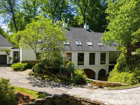 4th image of 2211 Lane Park Rd