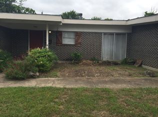 2202 Cardinal Ln, Garland, TX 75042