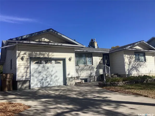 3338 Gordon Road, Regina, SK S4S 2T9