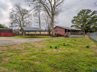 554 County Road 206, Danville, AL 35619
