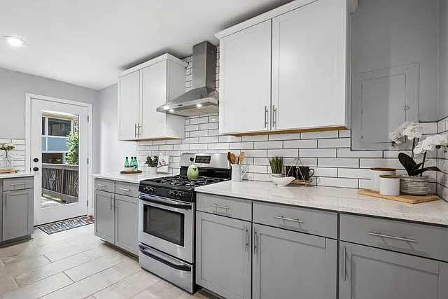 1130 Medlin St SE — Photo 9