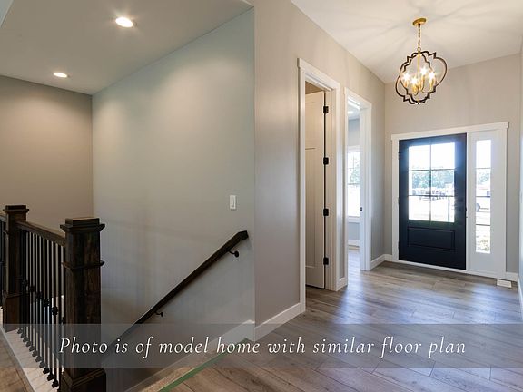 2nd image of 54897 Northbridge West Ct