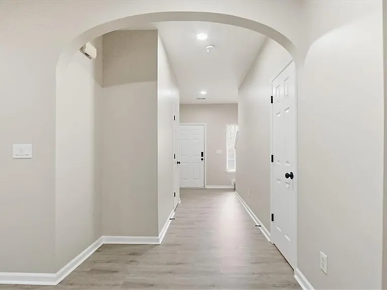 5630 Lawley Dr — Photo 7