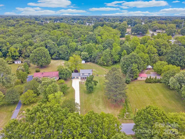 915 Gate Rd, Monroe, NC 28112