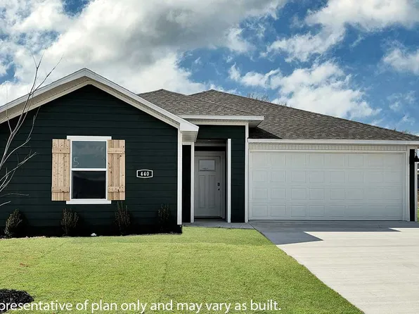 560 Raegan St, Prairie Grove, AR 72753
