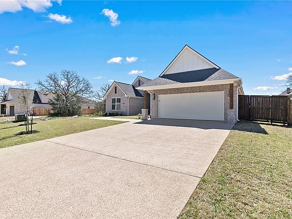 2nd image of 3548 Anderson Arbor Ct