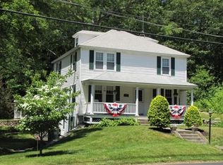 1827 Providence Rd, Northbridge, MA 01534